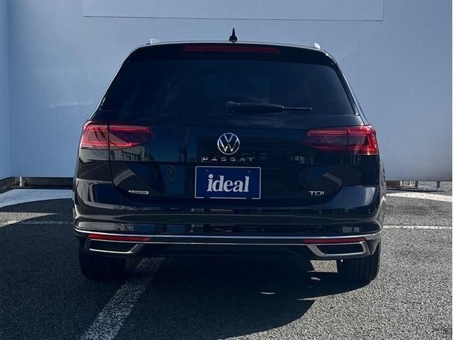 VOLKSWAGEN VOLKSWAGEN PASSAT VARIANT 2022