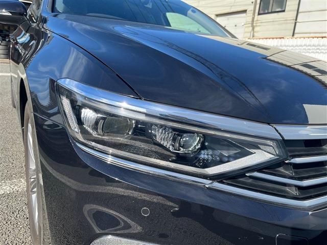 VOLKSWAGEN VOLKSWAGEN PASSAT VARIANT 2022