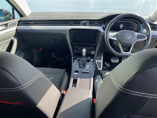 VOLKSWAGEN VOLKSWAGEN PASSAT VARIANT 2022