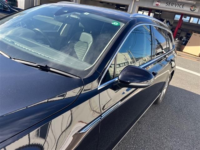 VOLKSWAGEN VOLKSWAGEN PASSAT VARIANT 2022