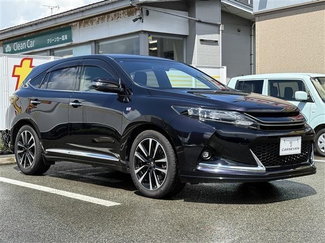 TOYOTA HARRIER 4WD 2016