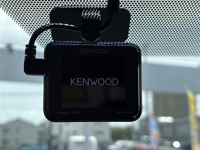 TOYOTA HARRIER 4WD 2016