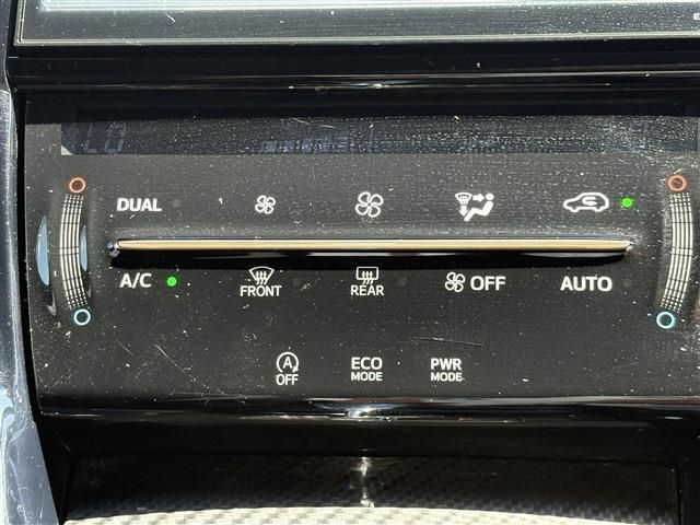 TOYOTA HARRIER 4WD 2016