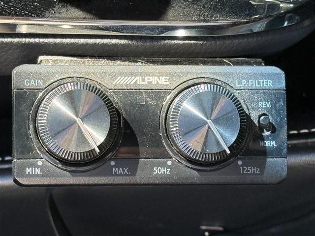 TOYOTA HARRIER 4WD 2016