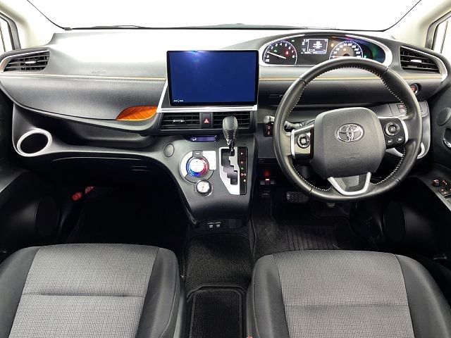 TOYOTA SIENTA 2020
