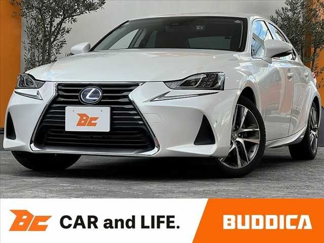TOYOTA LEXUS IS300h 2016
