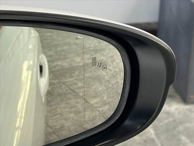 TOYOTA LEXUS IS300h 2016