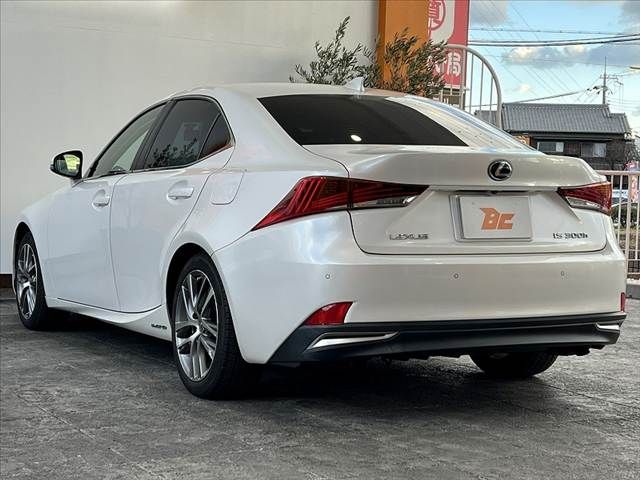 TOYOTA LEXUS IS300h 2016