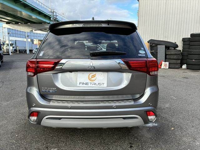 MITSUBISHI OUTLANDER PHEV 2018