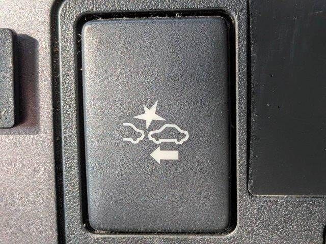 TOYOTA HIACE van 4WD 2019