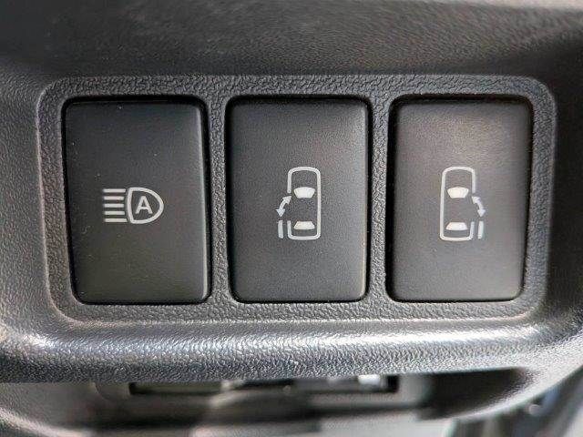 TOYOTA HIACE van 4WD 2019