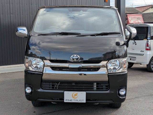 TOYOTA HIACE van 4WD 2019