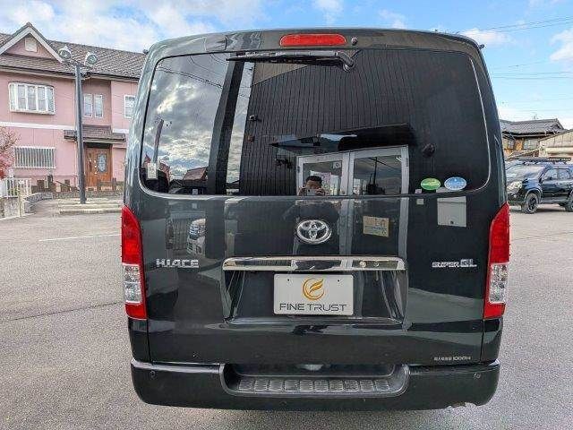 TOYOTA HIACE van 4WD 2019
