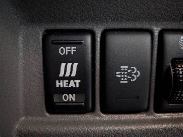 NISSAN NV350 CARAVAN 2016