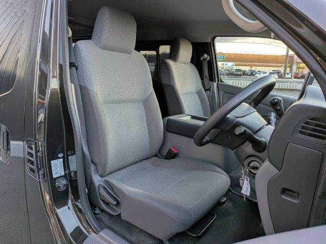 NISSAN NV350 CARAVAN 2016