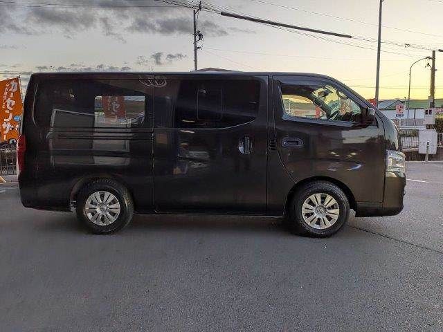 NISSAN NV350 CARAVAN 2016