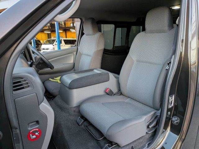 NISSAN NV350 CARAVAN 2016