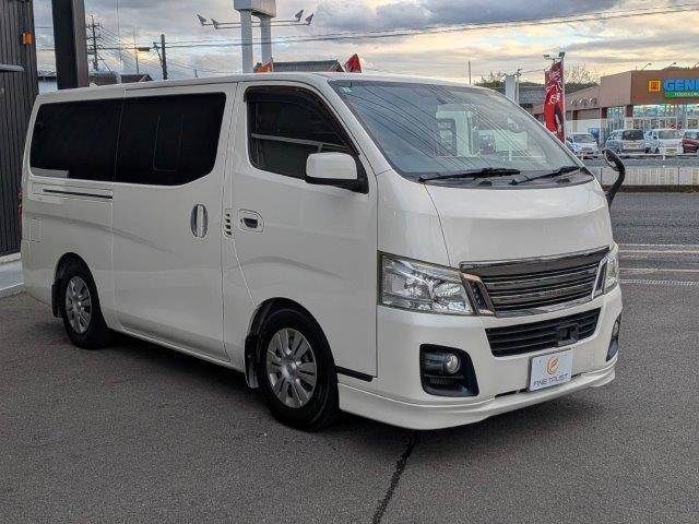 NISSAN NV350 CARAVAN 2017