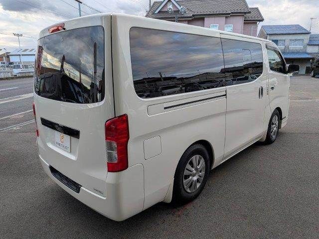 NISSAN NV350 CARAVAN 2017