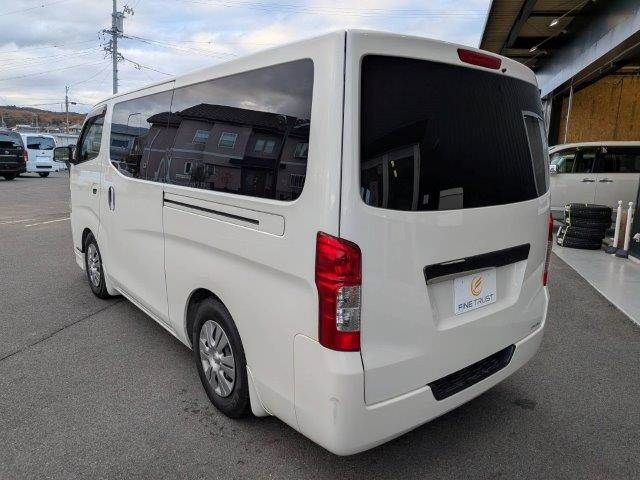 NISSAN NV350 CARAVAN 2017