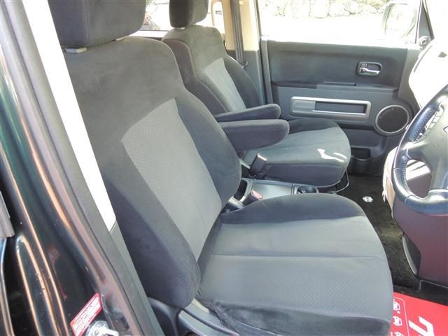 MITSUBISHI DELICA D:5 4WD 2009