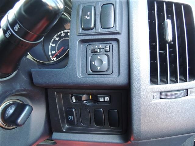 MITSUBISHI DELICA D:5 4WD 2009