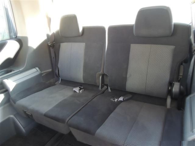 MITSUBISHI DELICA D:5 4WD 2009