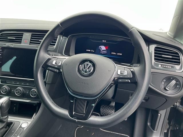 VOLKSWAGEN VOLKSWAGEN GOLF 2019
