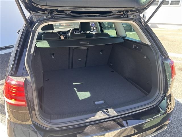 VOLKSWAGEN VOLKSWAGEN GOLF VARIANT 2020