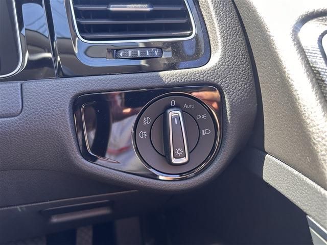 VOLKSWAGEN VOLKSWAGEN GOLF VARIANT 2020