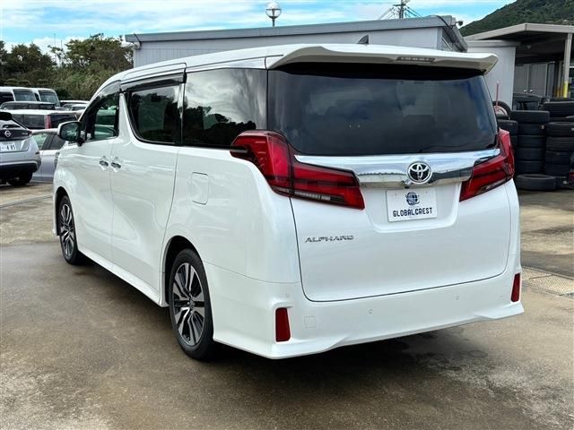 TOYOTA ALPHARD 2023