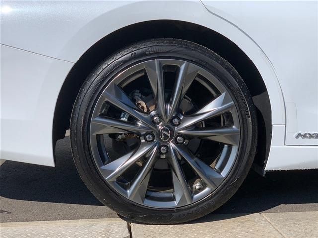 TOYOTA LEXUS ES300h 2019