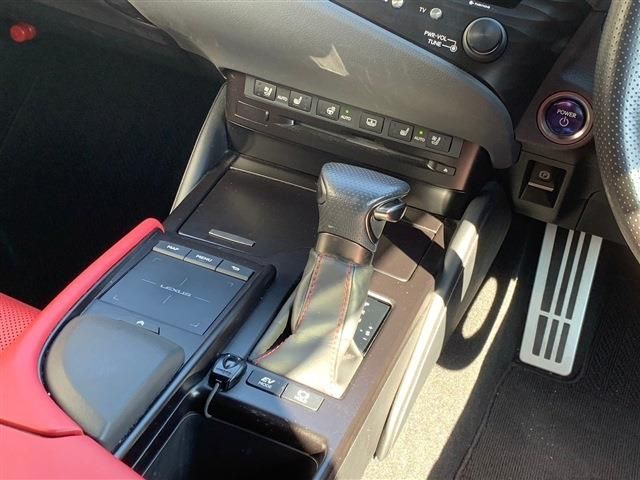 TOYOTA LEXUS ES300h 2019