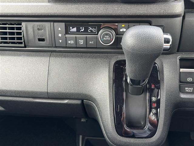 HONDA N BOX CUSTOM 2024