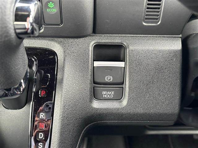 HONDA N BOX CUSTOM 2024