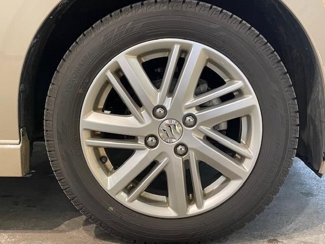 SUZUKI SOLIO 4WD 2024