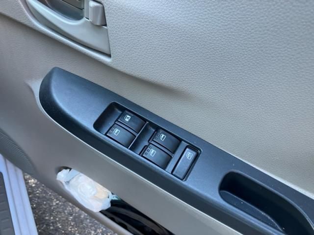 DAIHATSU MIRA e:S 2014