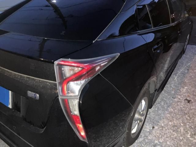 TOYOTA PRIUS 2016