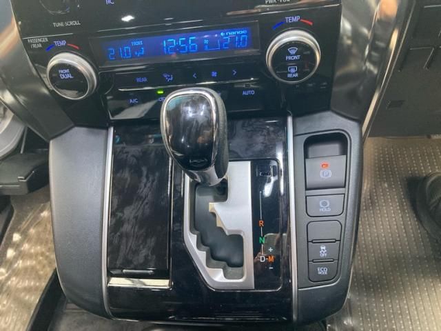 TOYOTA ALPHARD 2021