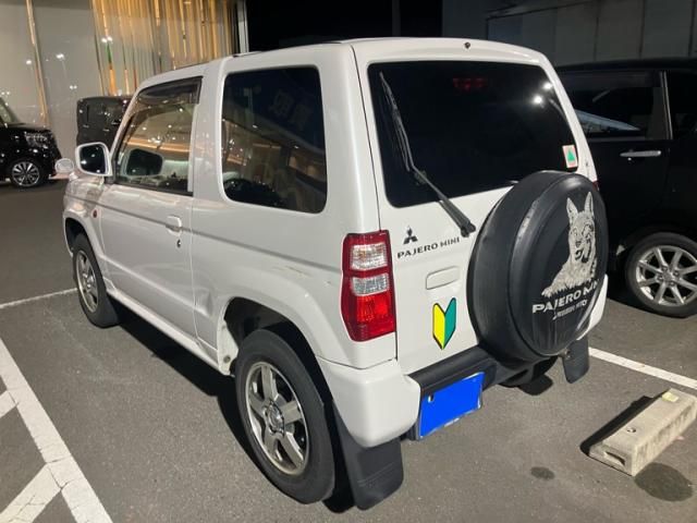 MITSUBISHI PAJERO MINI 2011