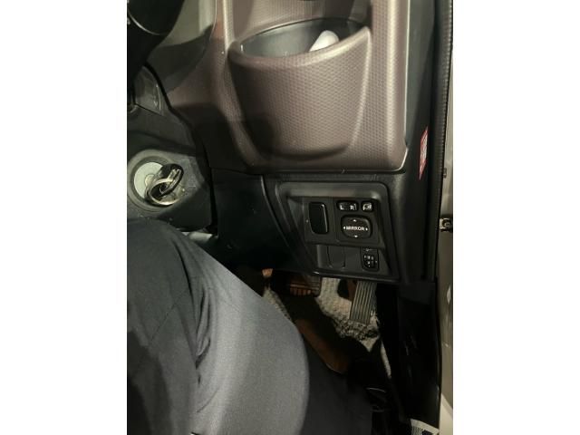 MITSUBISHI PAJERO MINI 2011