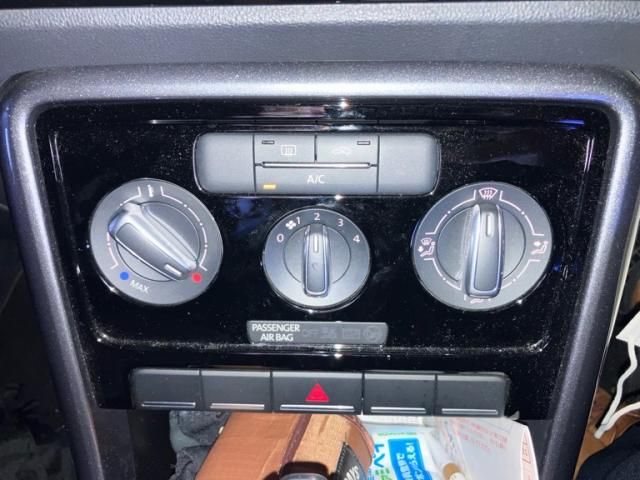 VOLKSWAGEN VOLKSWAGEN The BEETLE 2017