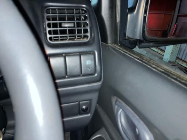 SUZUKI JIMNY 4WD 2003