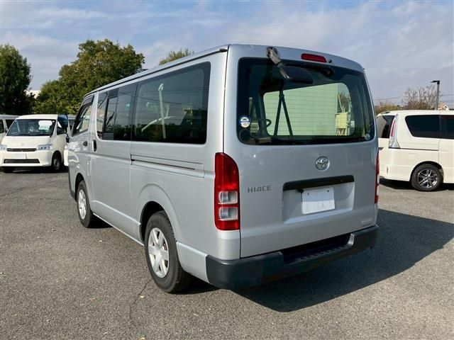 TOYOTA HIACE van 4WD 2013