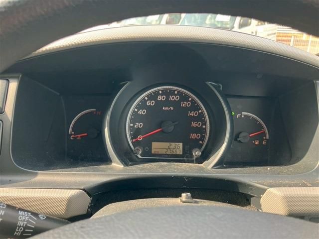 TOYOTA HIACE van 4WD 2013