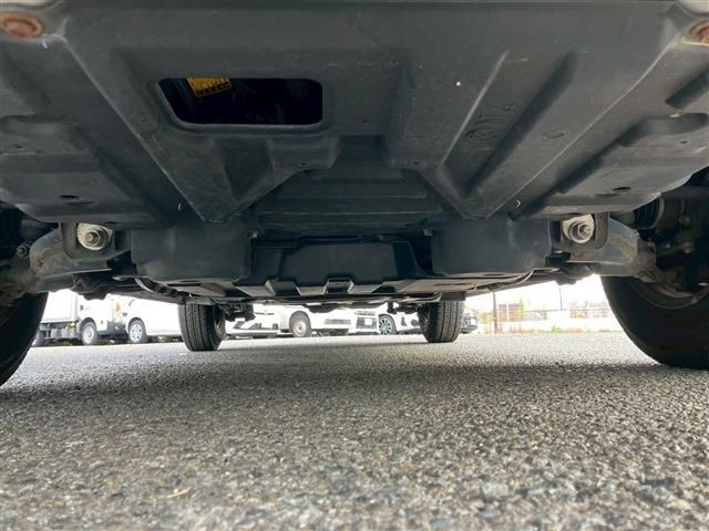 TOYOTA HIACE van 4WD 2013