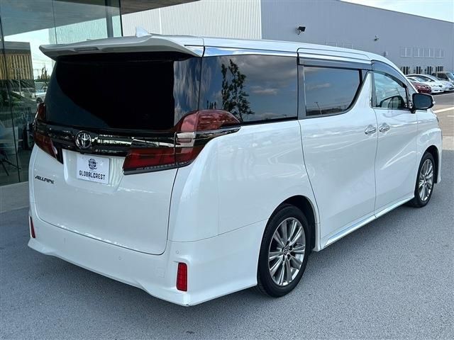 TOYOTA VELLFIRE 2022