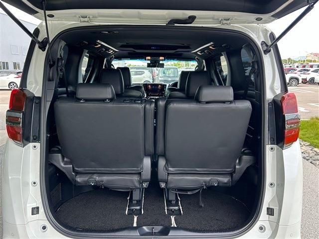 TOYOTA VELLFIRE 2022