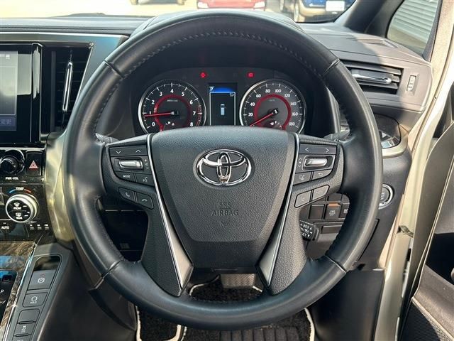 TOYOTA VELLFIRE 2022