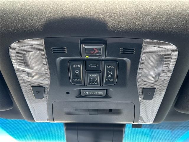 TOYOTA VELLFIRE 2022